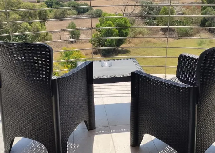 Skyline Court Holiday Apartments