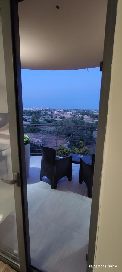 Skyline Court Hal Ghaxiak